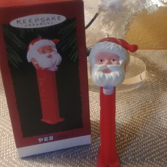 Vintage Hallmark 1995 Pez Santa - Picture 3 of 4